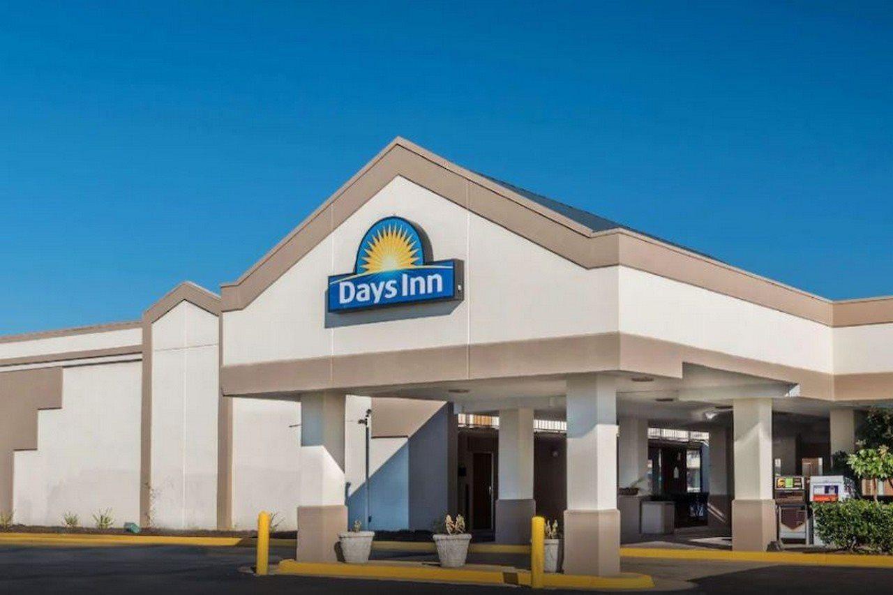 Days Inn By Wyndham South Hill Kültér fotó
