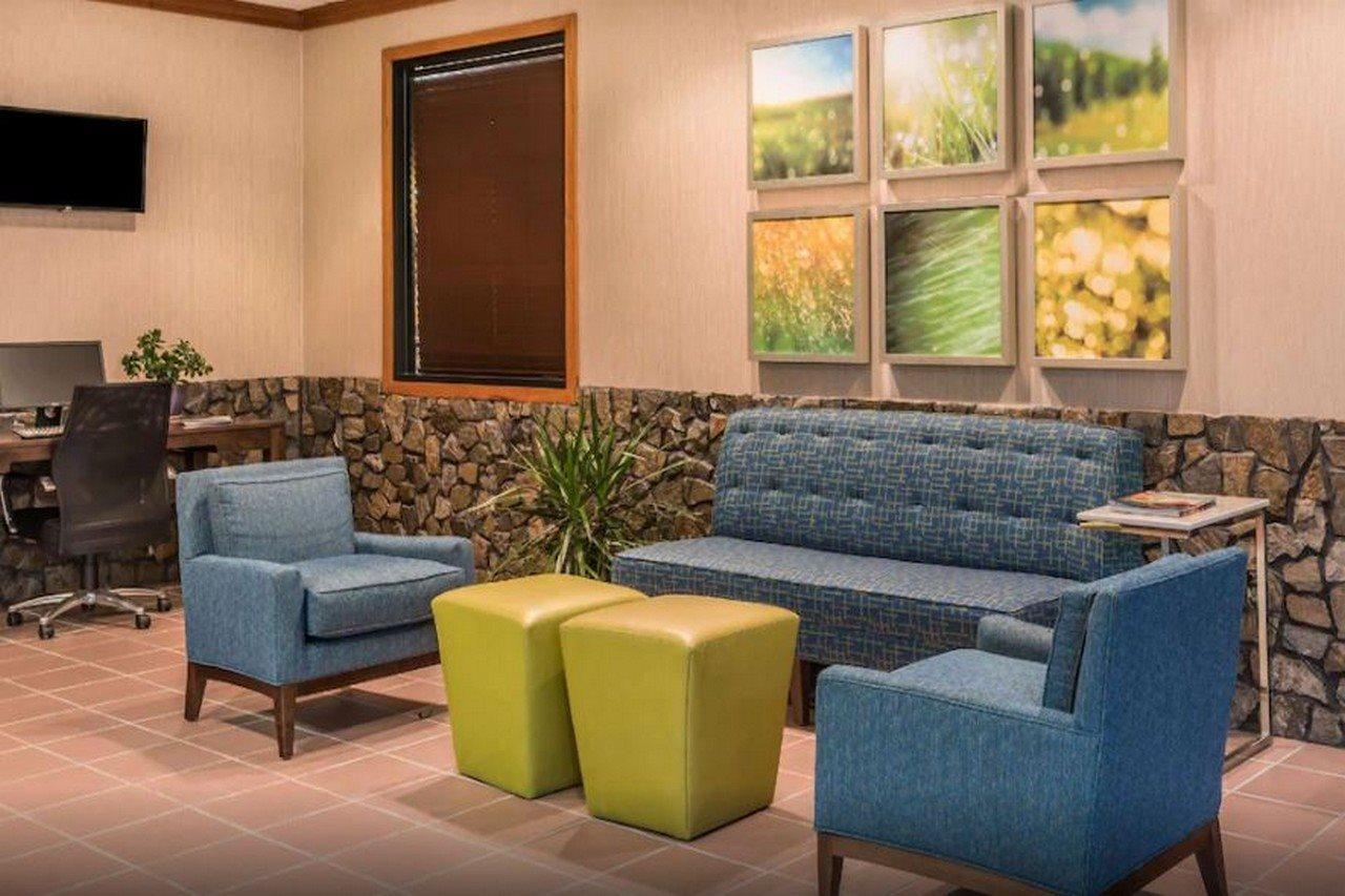 Days Inn By Wyndham South Hill Kültér fotó